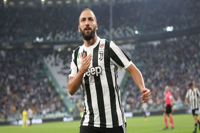 Higuain Konfiirmasi Akan Pindah ke AC Milan